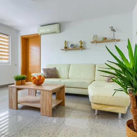 Adriana Apartment